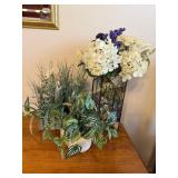 3 Fake Floral Decorations, 3 Candles, a Trinket