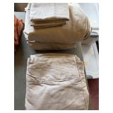 7 Sets of Queen Sheets with Pillowcases