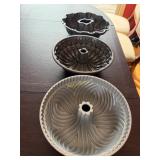 Several Bundt Pans, Flower Sifter Pan, Cake Pan