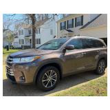 2019 Toyota Highlander XLE, 5 Door, AWD UTV, 3.5