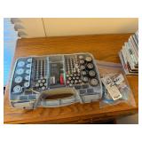 Organizer with Many batteries with Flat Batteries