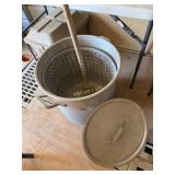 Very Large Clam/ Oyster and Crab Pot with Basket