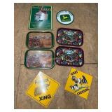 Lot of 4 Signs and 4 Metal Platters