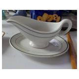 Heavy Dinner Gravy Boat/Platter Buffalo China