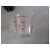 Pyrex 1 Cup Measure