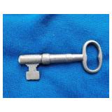 Brass Skeleton Key 2 1/2 x 1 1/2"