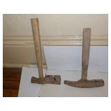 2 Vintage hammers