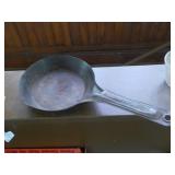 Pan American 1901 Fry Pan 6 x 12"