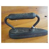 Vintage No 8 Sleeve Sad Iron 7 x 2"
