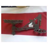 Cast Iron Wall Oil Lamp Holder
