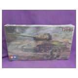 Model T34/85 Russian Medium Tank