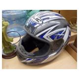 Motorcycle helmet