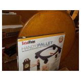 Pallet on wheels small