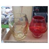 2 Glass vases