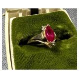 10k Gemstone Ring 2.5g Excellent Condition