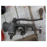 No 2 Universal grinder