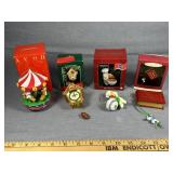 (4) Xmas Ornaments MIB