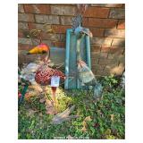 METAL YARD D?COR ITEMS