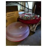 GROUP OF CHRISTMAS D?COR ITEMS