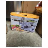 MEAT SLICER