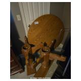 VERY NICE DINING TABLE AND LEAVES
