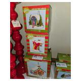 LIKE NEW GRINCH CHRISTMAS D?COR