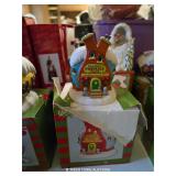 COLLECTION OF GRINCH CHRISTMAS D?COR