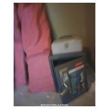 NEW SMALL HOME SAFE WITH KEY