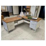 METAL L-SHAPE OFFICE DESK
