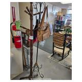 COAT TREE