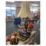 SHELF AND CONTENTS