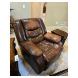 NICE LEATHER RECLINER NICE LEATHER RECLINER