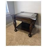 VERY NICE END TABLE VERY NICE END TABLE