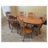 VERY NICE DINING TABLE AND CHAIRS VERY NICE DINING TABLE AND CHAIRS