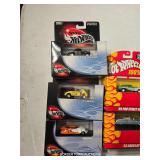 HOT WHEELS 100%  7 COUNT
