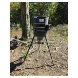 DEER FEEDER