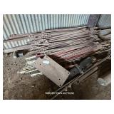 LARGE GROUP OF STEEL RODS AND T-POST