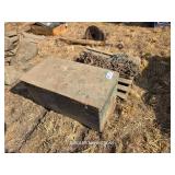 PALLET OF CHAIN AND MISC.