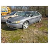 2006 FORD TARUS (MILES UNKNOWN, DOES RUN) CLEAN...