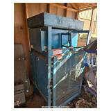 IRON MIKE AUTOMATIC PITCHING MACHINE