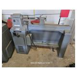 DELTA WOOD LATHE  (WORKS)
