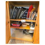 SHEET PANS, MUFFIN PANS, KITCHENWARE ITEMS