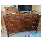 NICE CHEST OF DRAWERS