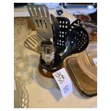 KITCHEN UTENSILS