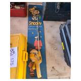 UNOPENED SNOOPY FISHING POLE AND TACKLE BOX