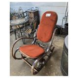 WOOD ROCKING CHAIR