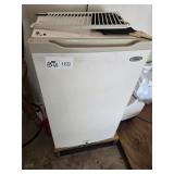 APARTMENT STYLE REFRIGERATOR