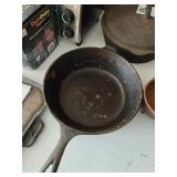 CAST IRON FRYING PAN AND CAST IRON PART