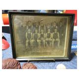 VINTAGE SPORTS TEAM PICTURES