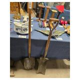 VINTAGE SHOVEL AND SPADE SHOVEL